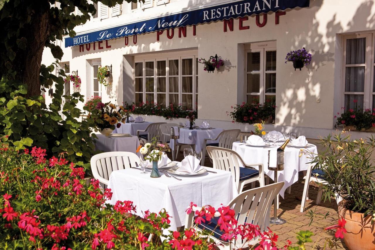 Logis Hotel Du Pont Neuf Le Veurdre Екстериор снимка